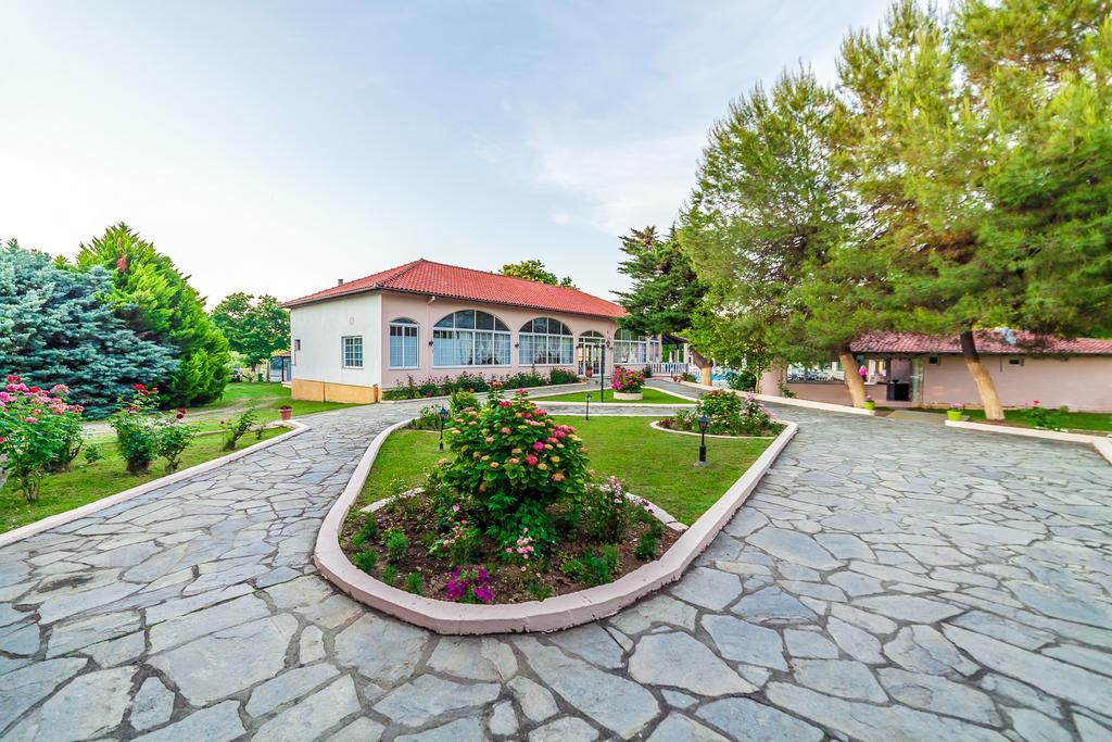 Sintrivanis Resort Beach Paralía Skotínis Exteriér fotografie
